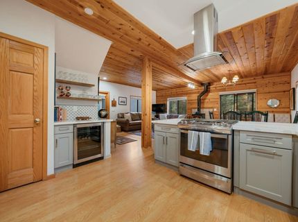 15766 Northwoods Boulevard , Truckee, CA 96161 Photo