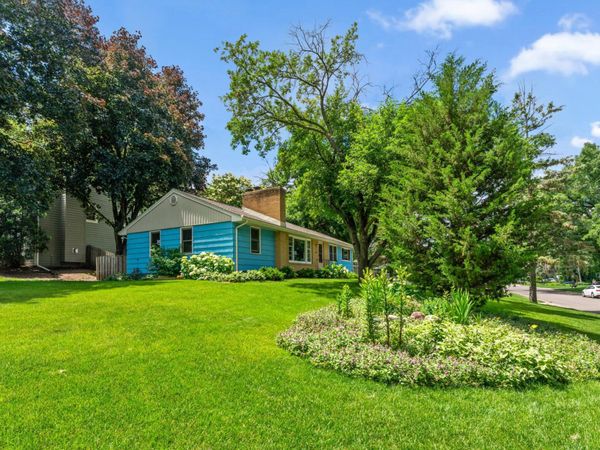 100 Turnpike Road, Golden Valley, MN 55416