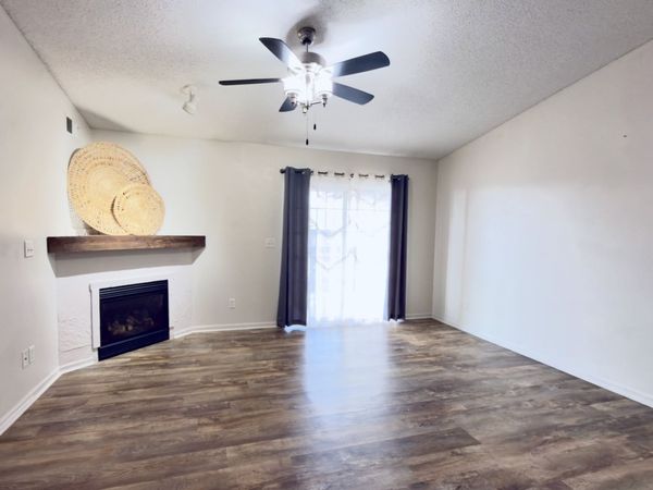 3215 S 16th Avenue , Unit-302, Eldridge, IA 52748