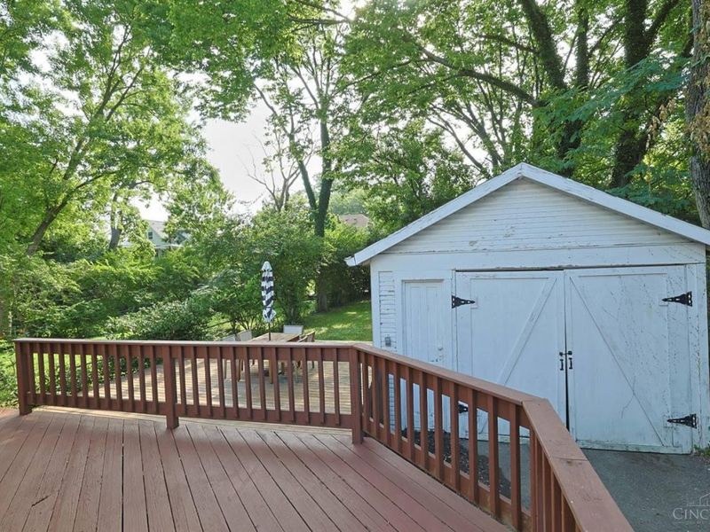 3626 Herschel Avenue, Cincinnati, OH 45208 Photo 42