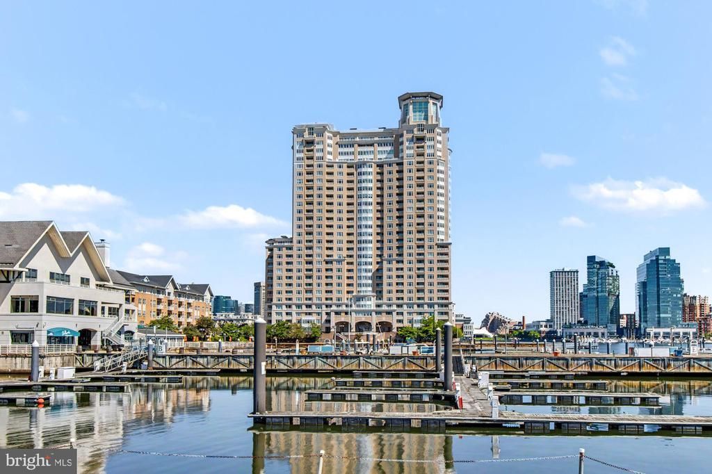 100 HARBORVIEW DRIVE , BALTIMORE, MD 21230