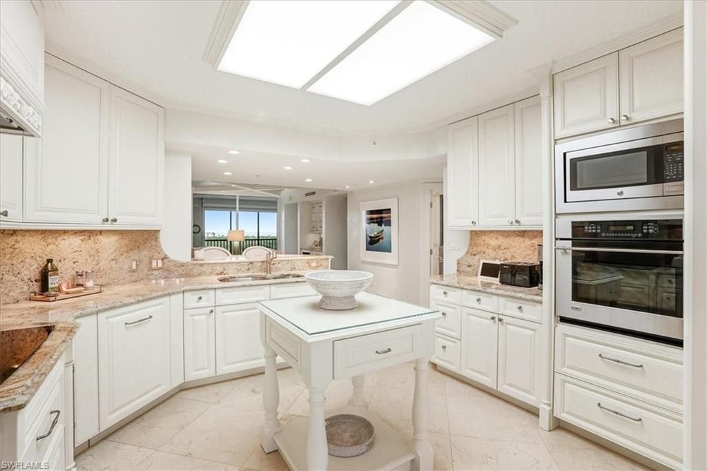 7515 Pelican Bay Blvd, Unit 5C, Naples, FL 34108 Photo