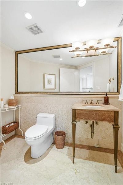7515 Pelican Bay Blvd, Unit 5C, Naples, FL 34108 Photo