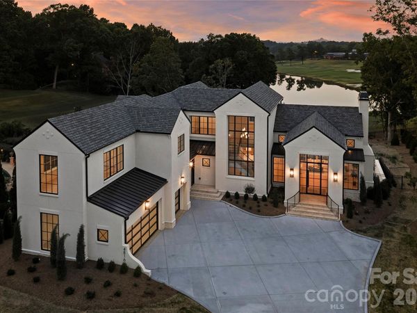 4816 Kelly Woods Lane, Charlotte, NC 28277