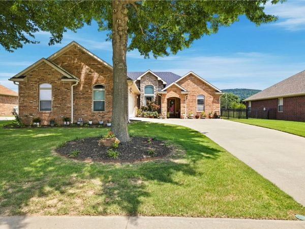 11186 Payne Stewart Drive , Farmington, AR 72730