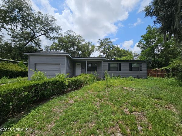 11226 INEZ Drive, Jacksonville, FL 32218