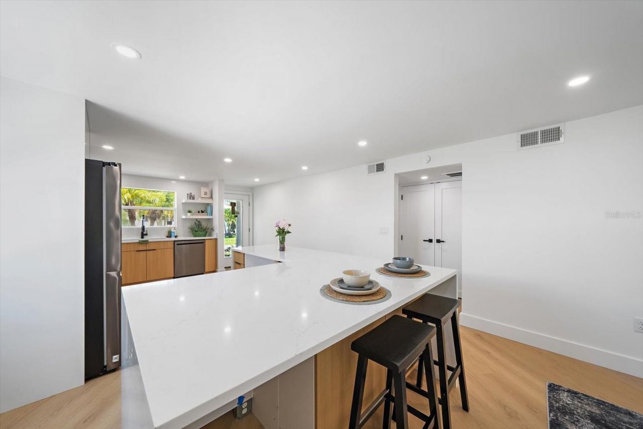 578 Spanish Drive S, Longboat Key, FL 34228 Photo