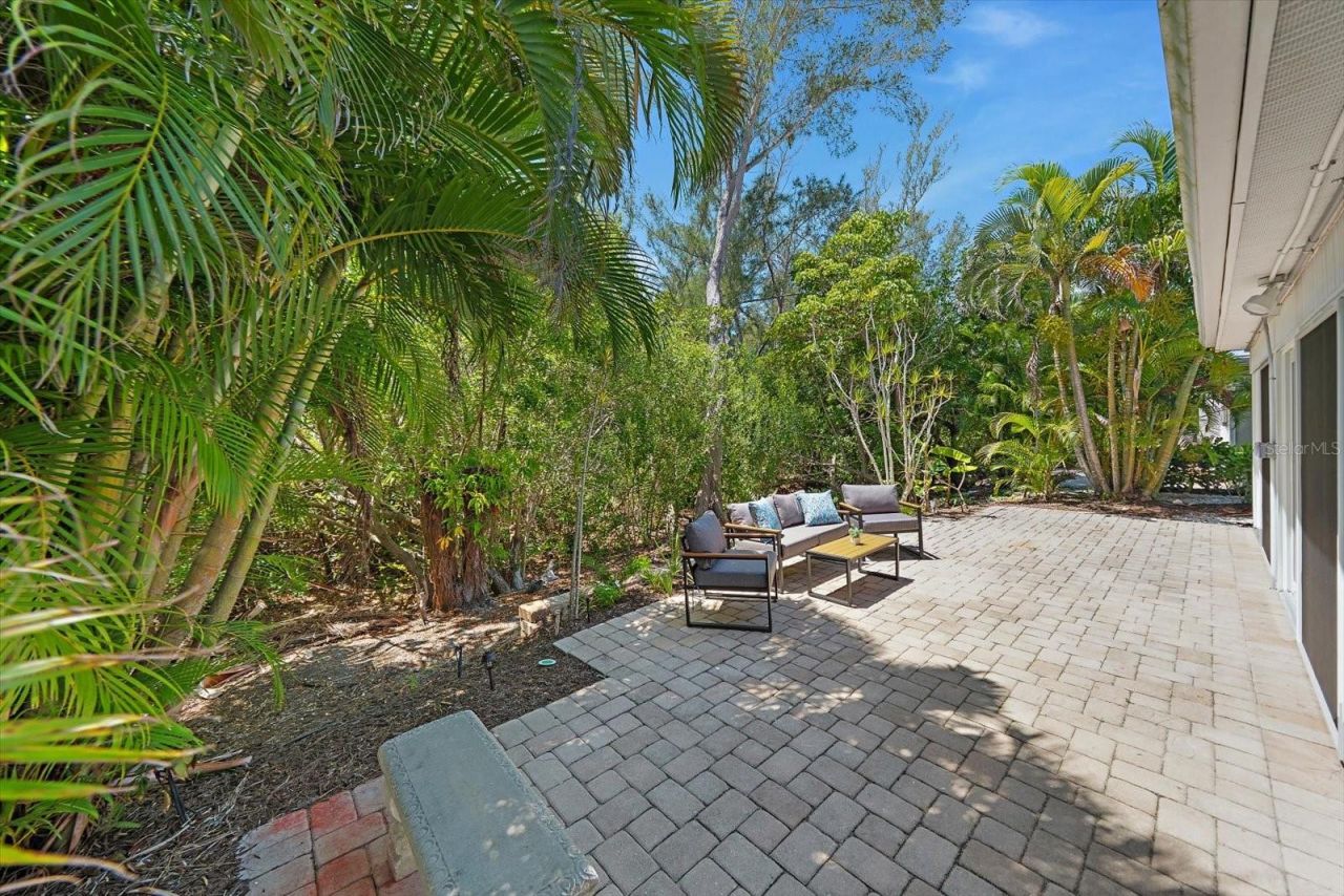 578 Spanish Drive S, Longboat Key, FL 34228 Photo