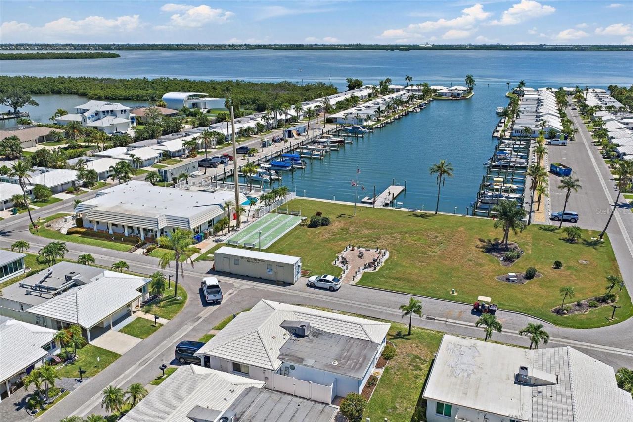 578 Spanish Drive S, Longboat Key, FL 34228 Photo