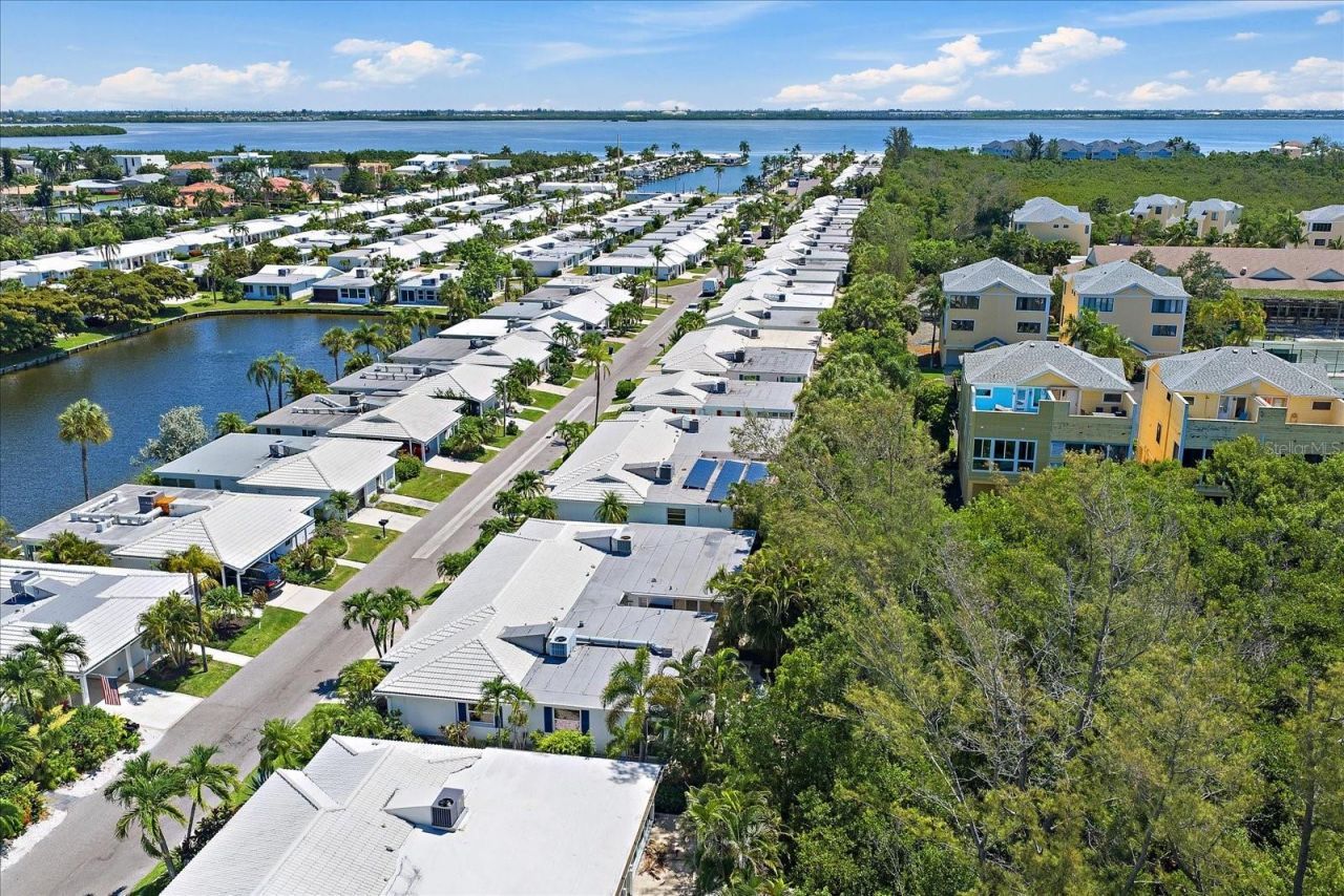 578 Spanish Drive S, Longboat Key, FL 34228 Photo