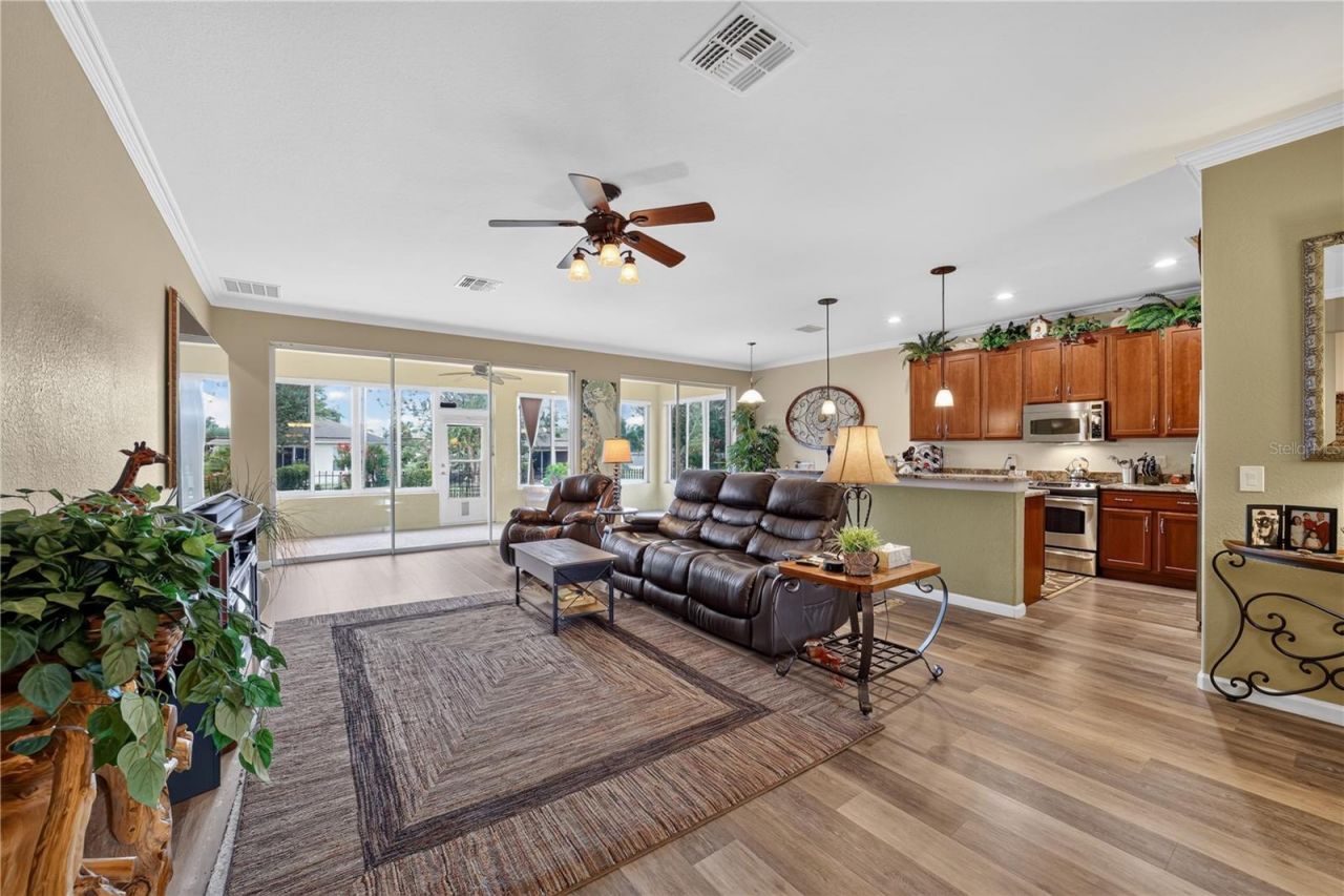 9824 SW 72nd Lane , Ocala, FL 34481 Photo