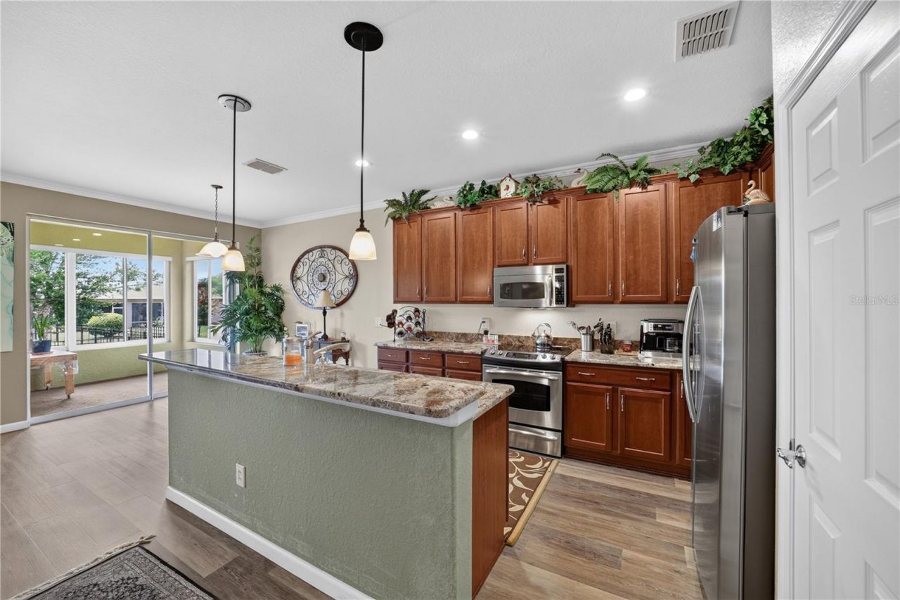 9824 SW 72nd Lane , Ocala, FL 34481 Photo