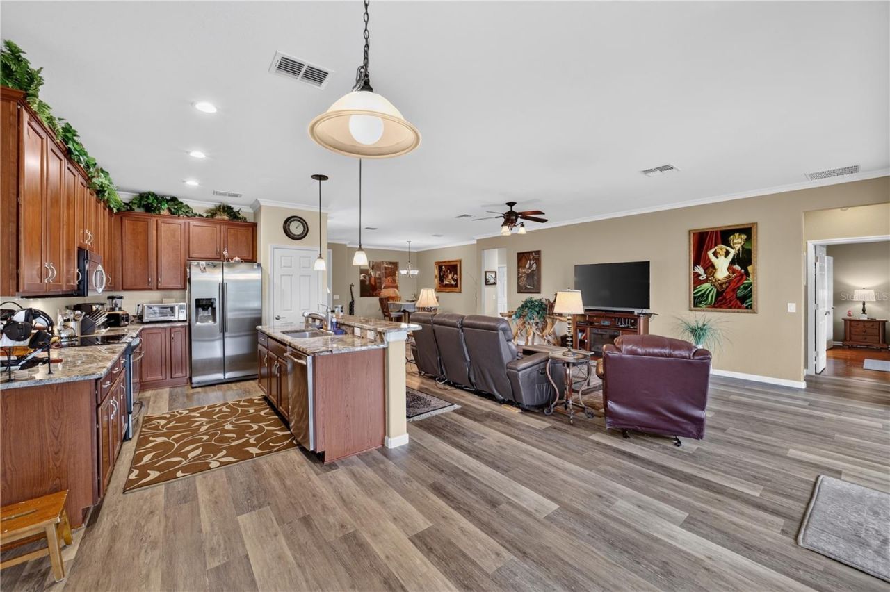 9824 SW 72nd Lane , Ocala, FL 34481 Photo