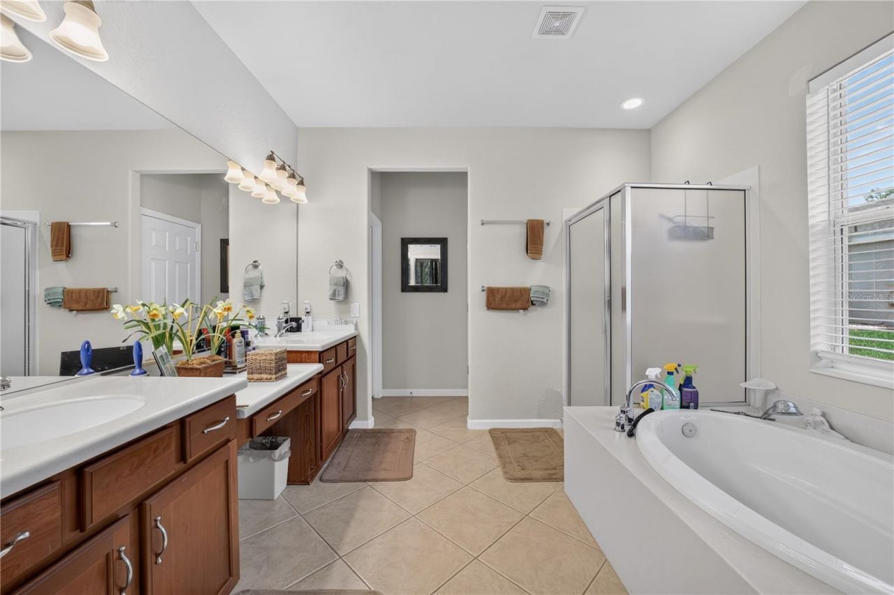 9824 SW 72nd Lane , Ocala, FL 34481 Photo