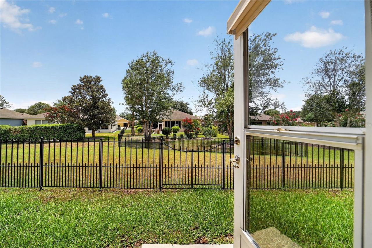 9824 SW 72nd Lane , Ocala, FL 34481 Photo
