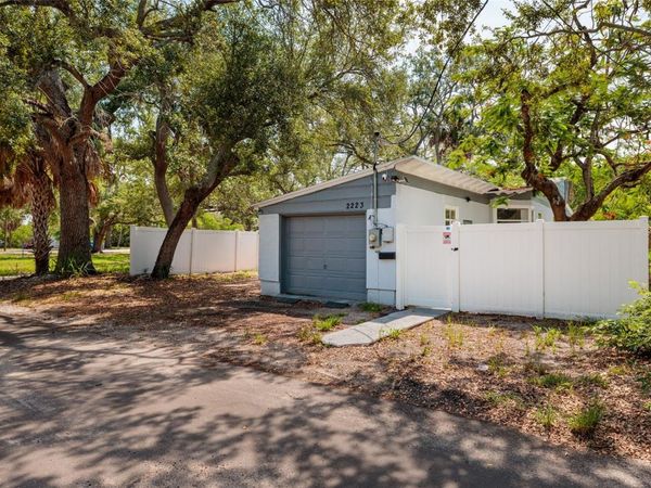 2223 W HARBOR DRIVE S, ST PETERSBURG, FL 33705