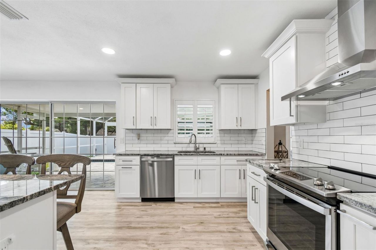 9045 Ridge Road, Seminole, FL 33772 Photo