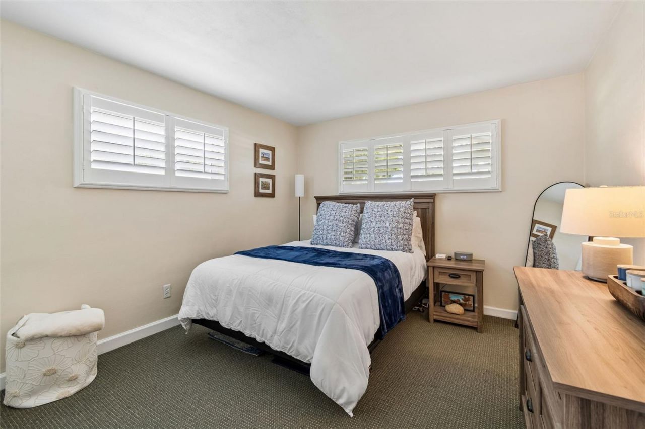 9045 Ridge Road, Seminole, FL 33772 Photo