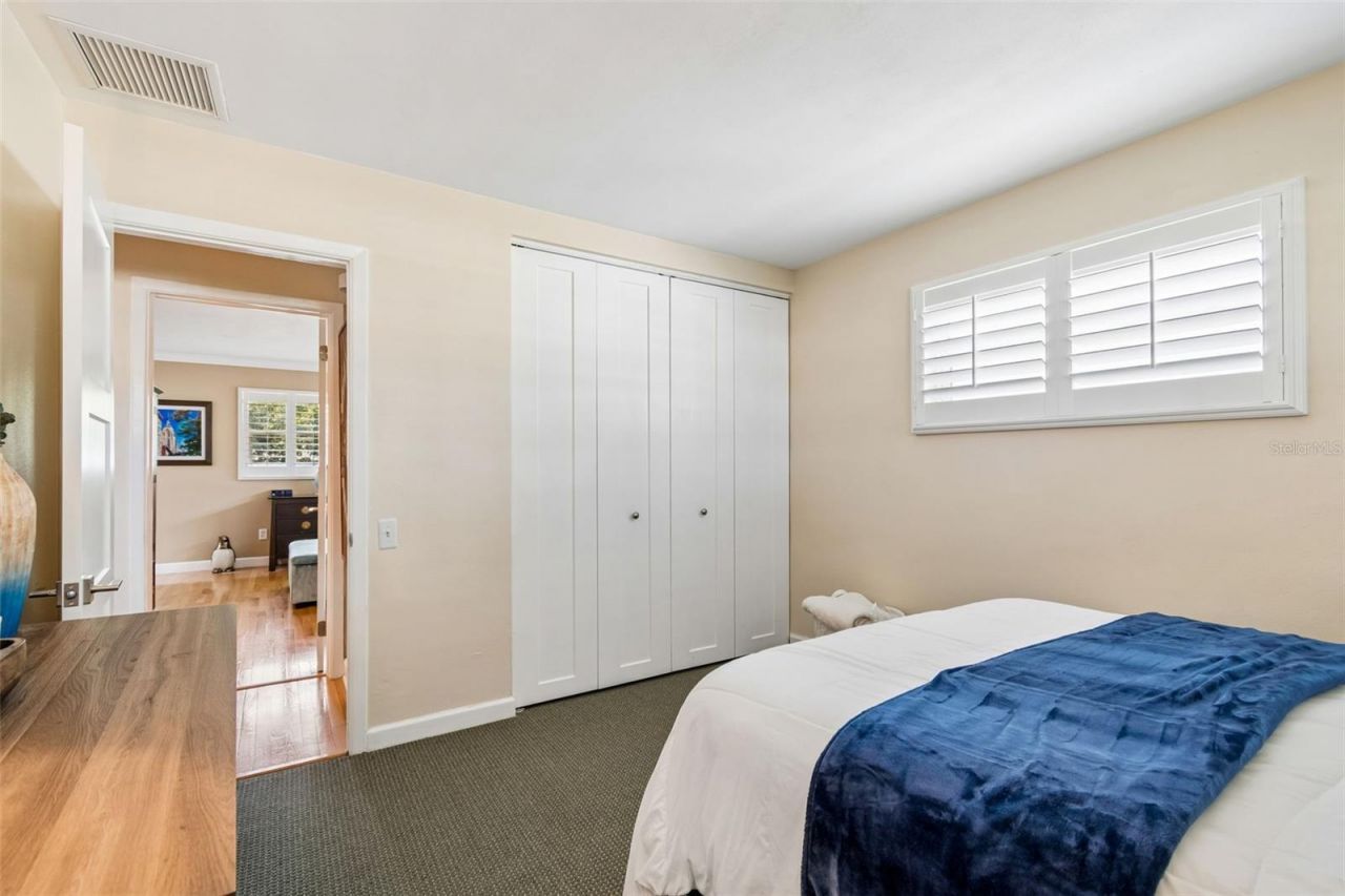 9045 Ridge Road, Seminole, FL 33772 Photo