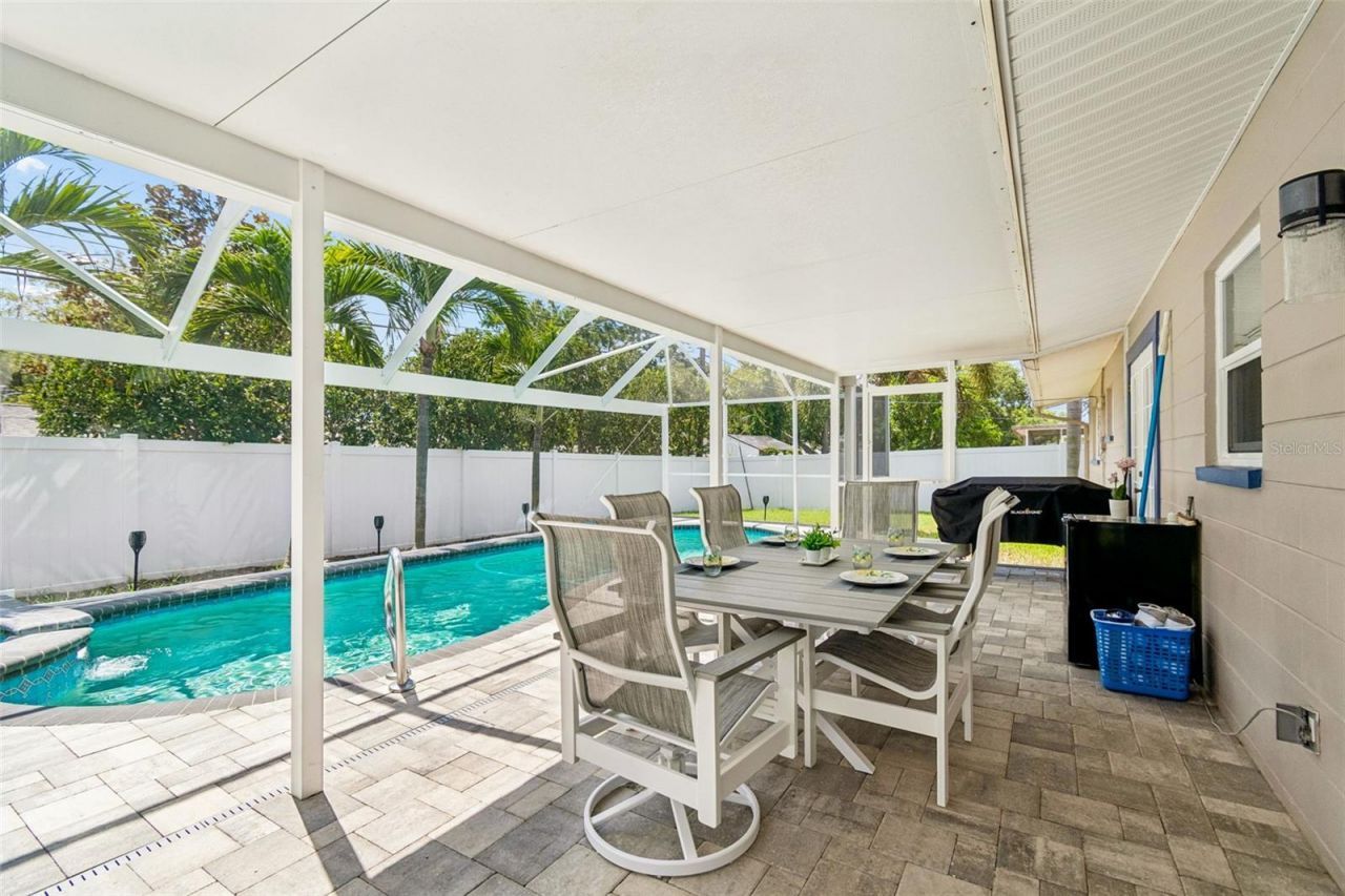 9045 Ridge Road, Seminole, FL 33772 Photo