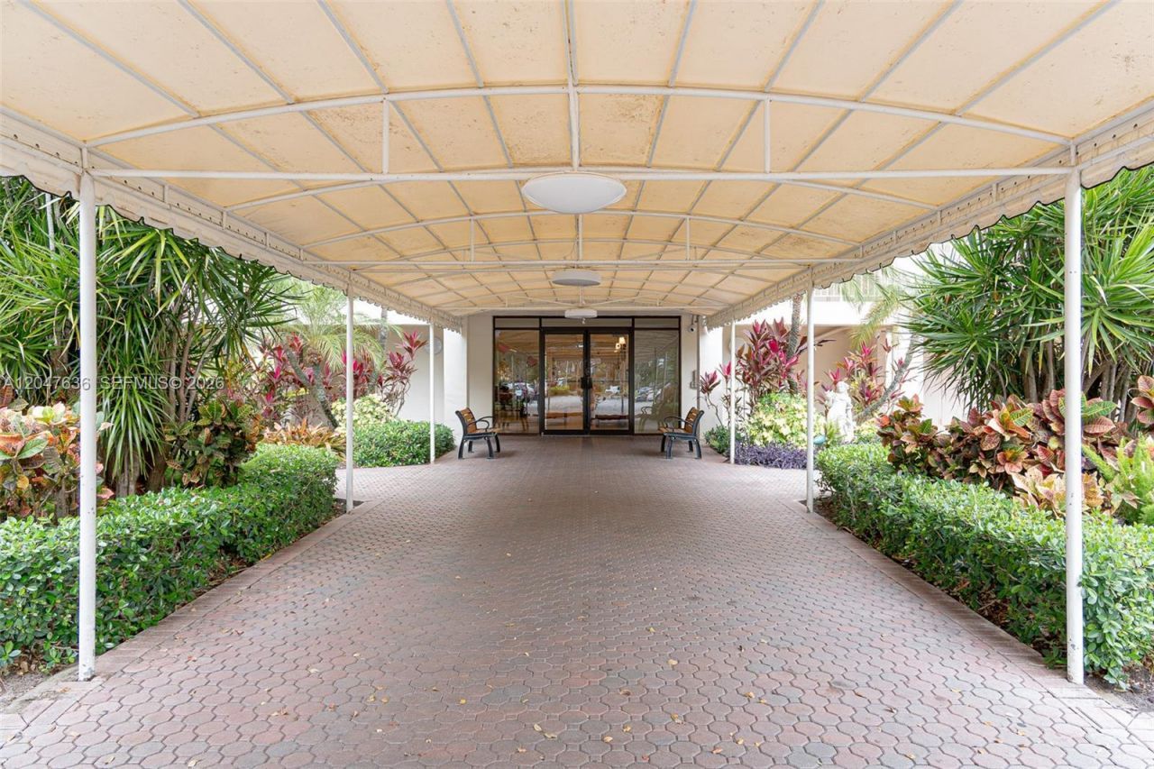 3051 N Course Dr , Unit 107, Pompano Beach, FL 33069 Photo