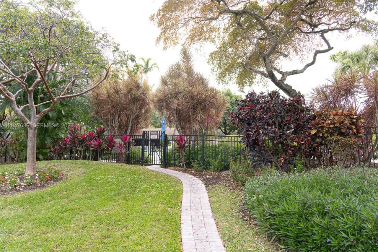 3051 N Course Dr , Unit 107, Pompano Beach, FL 33069 Photo