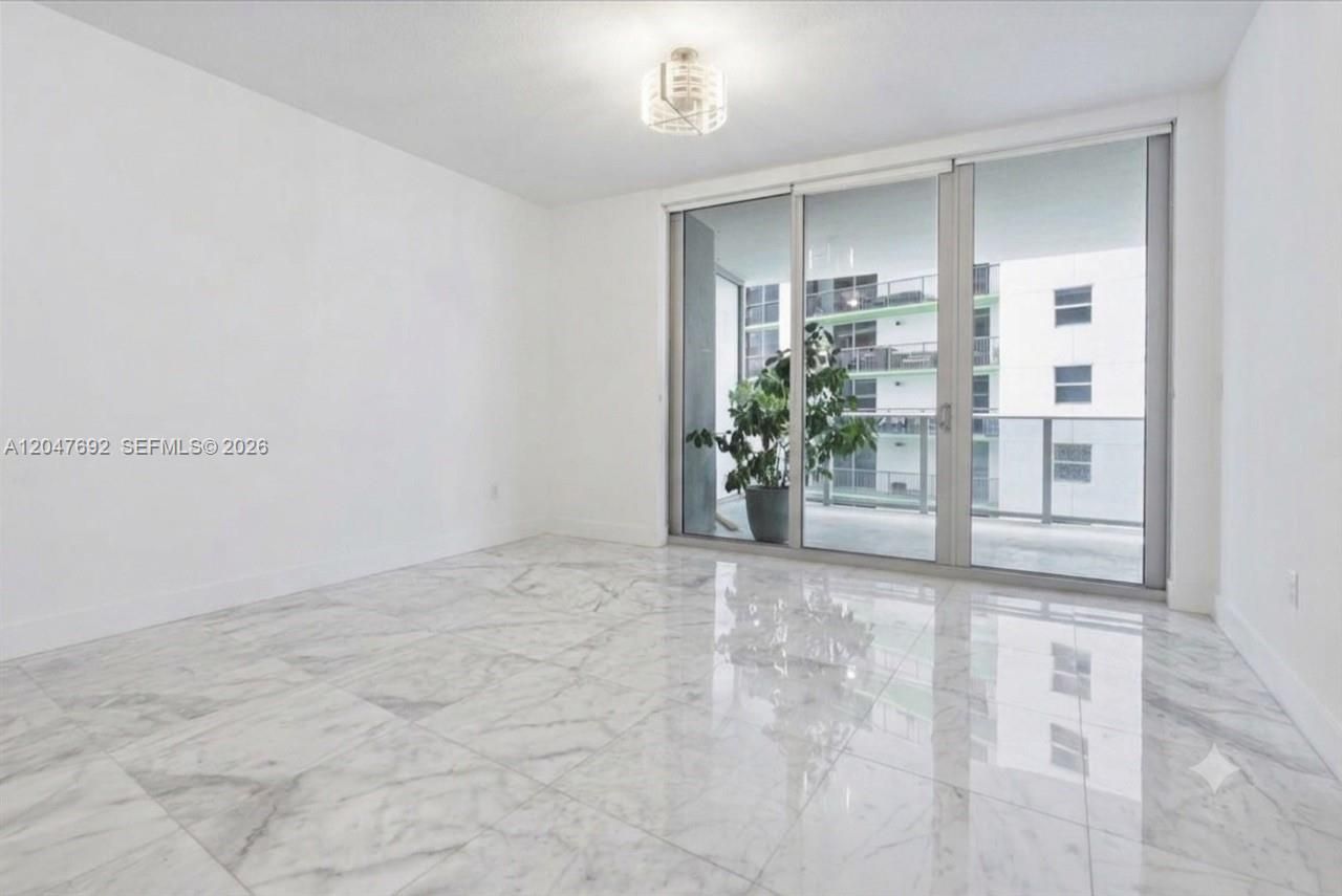 488 NE 18th St , Unit 1806, Miami, FL 33132 Photo