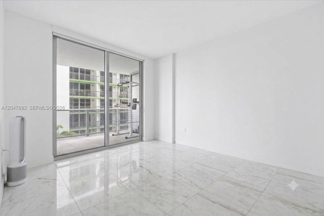 488 NE 18th St , Unit 1806, Miami, FL 33132 Photo
