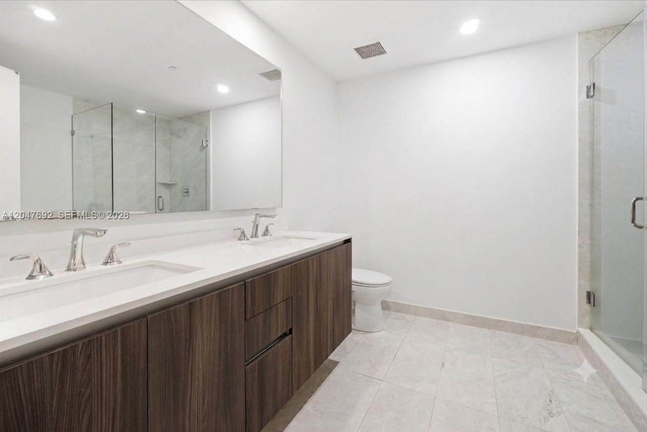 488 NE 18th St , Unit 1806, Miami, FL 33132 Photo