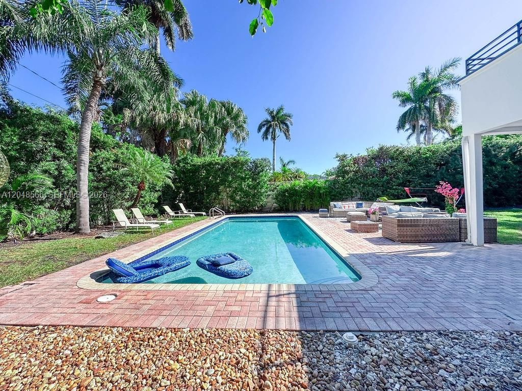 1255 Jackson St , Hollywood, FL 33019 Photo
