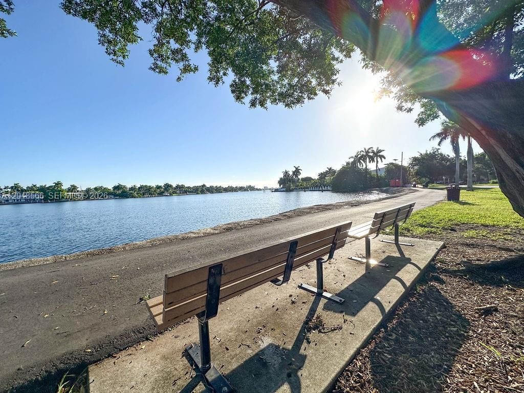 1255 Jackson St , Hollywood, FL 33019 Photo