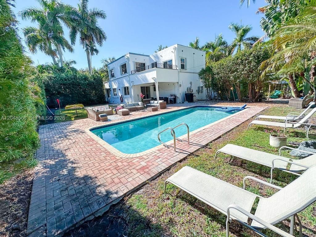 1255 Jackson St , Hollywood, FL 33019 Photo
