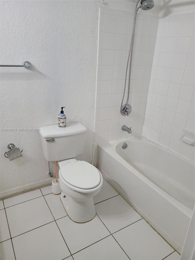 2541 Centergate Dr, Unit 101, Miramar, FL 33025 Photo