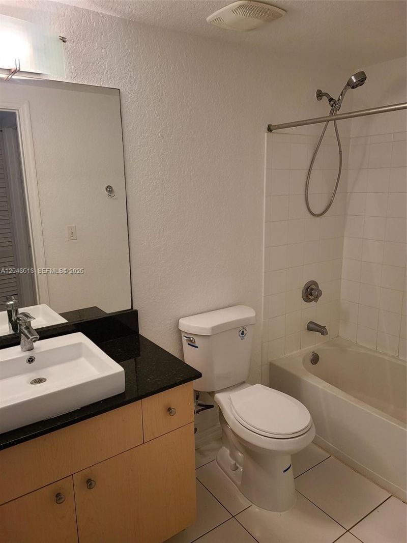 2541 Centergate Dr, Unit 101, Miramar, FL 33025 Photo