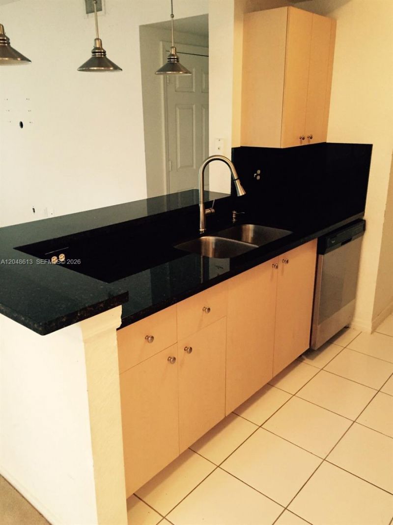 2541 Centergate Dr, Unit 101, Miramar, FL 33025 Photo
