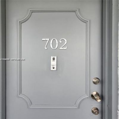 1345 West Ave , Unit 702, Miami Beach, FL 33139 Photo