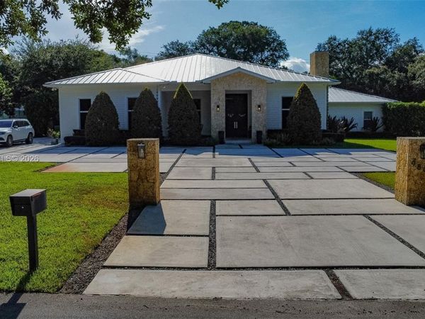 9805 sw 90th ave, Kendall, FL 33176