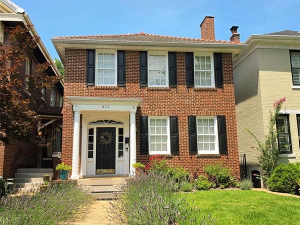 6111 Westminster Place, St Louis, MO 63112