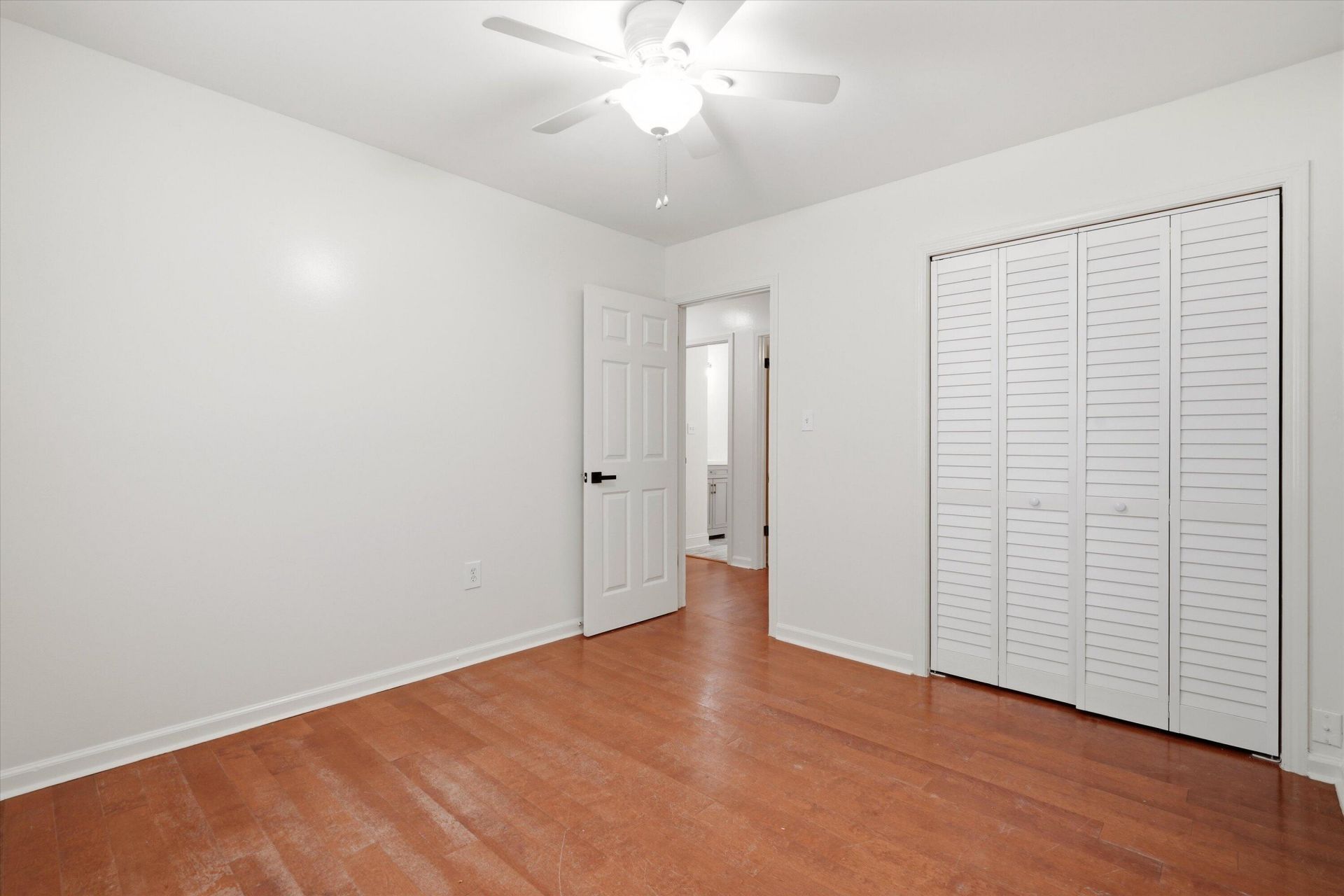 106 Cambell Court Photo 15