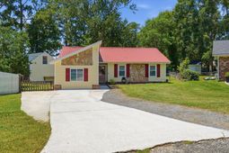 106 Cambell Court photo 4