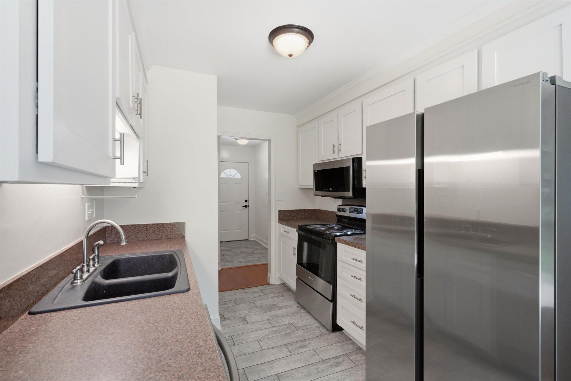 106 Cambell Court Photo 8