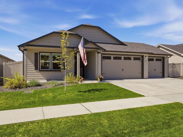 14616 E Caprio Ave, Spokane Valley, WA 99216