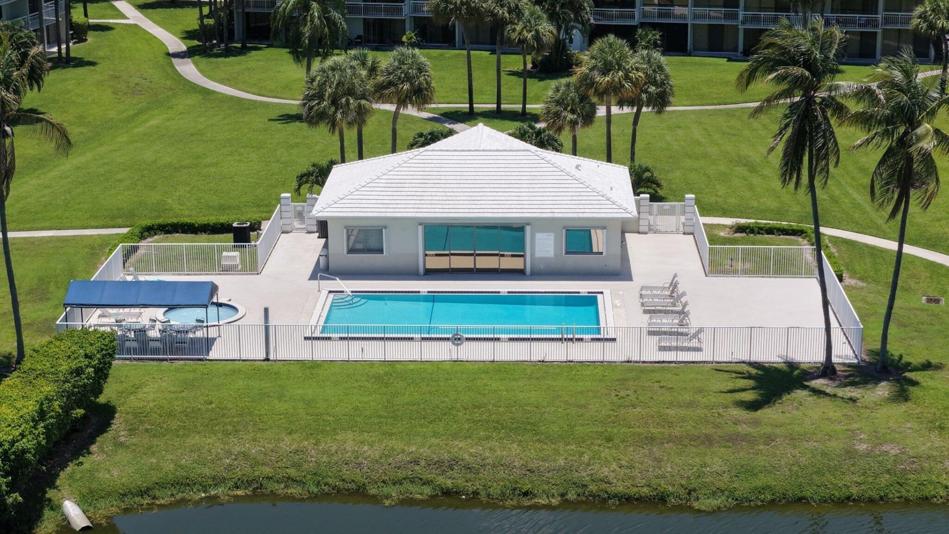 2421 Village Boulevard, Unit 201, West Palm Beach, FL 33409 Photo