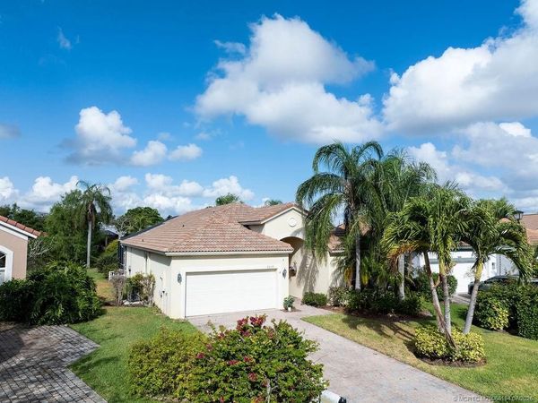 2096 NW Marsh Rabbit Lane , Jensen Beach, FL 34957