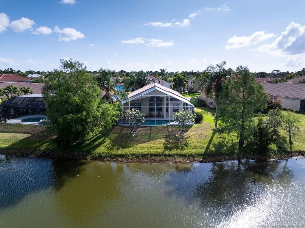 2096 NW Marsh Rabbit Lane , Jensen Beach, FL 34957 Photo