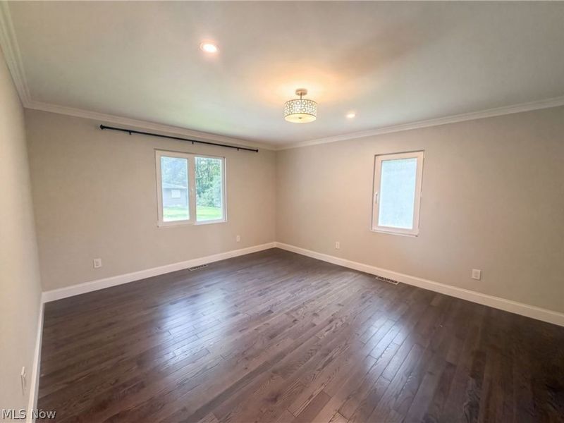 37045 Chagrin Boulevard, Chagrin Falls, OH 44022 Photo 4