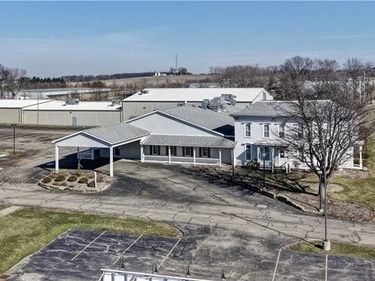14278 Lincoln Way E, Dalton, OH 44618