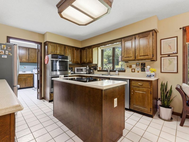 1588 Royal Oak Drive, Mansfield, OH 44906 Photo 17
