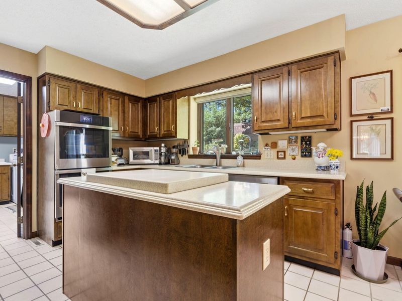 1588 Royal Oak Drive, Mansfield, OH 44906 Photo 22