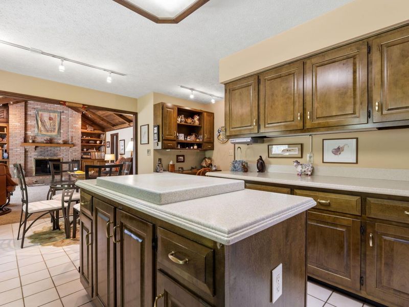 1588 Royal Oak Drive, Mansfield, OH 44906 Photo 23
